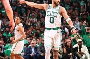 开云中国注册登录包含切尔西不断突破！，塔图姆连续七场比赛得分超过比赛规则变更引发球迷热议的词条