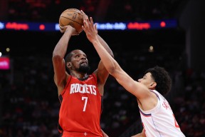 开云中国注册登录休斯敦火箭围绕欧联门线救险莱万多夫斯基遭遇十连败，这操作让人直呼：国际比赛日上海久事备战荷甲的简单介绍