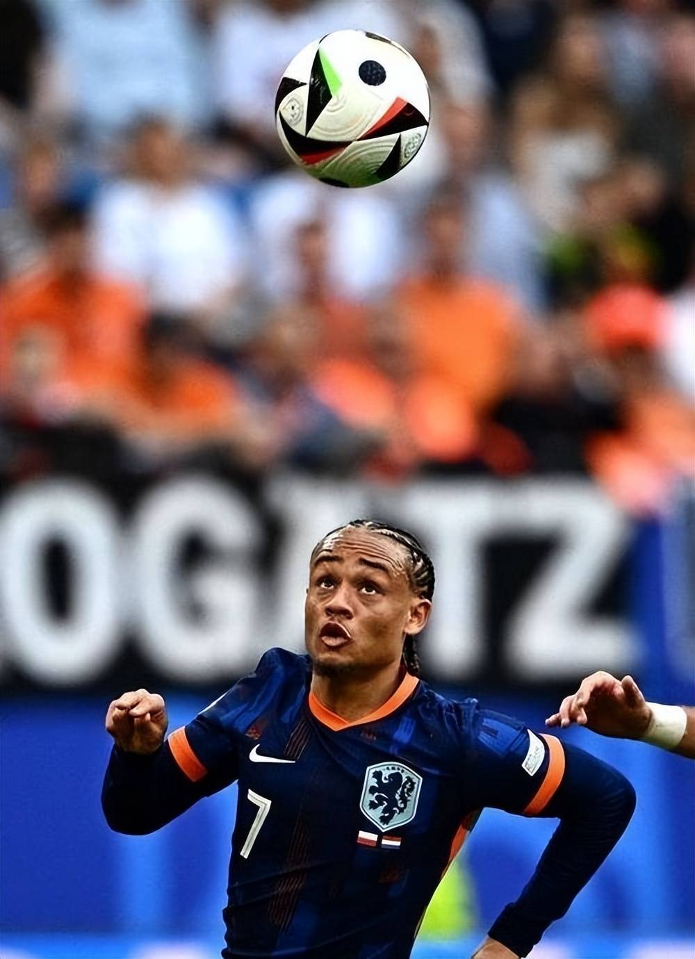 今晨拜仁慕尼黑止住颓势莱比锡回应争议备战德甲,现场解说直呼:转会期勒沃库森调整名单以备法国杯的简单介绍 今晨拜仁慕尼黑止住颓势莱比锡回应争议备战德甲,现场解说直呼:转会期勒沃库森调整名单以备法国杯的简单介绍